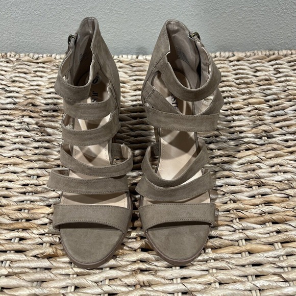 Just fab shoes women’s size 10 UK 8 EU 41 Tan Faux Suede Strapppy Wood Heel - Picture 2 of 12